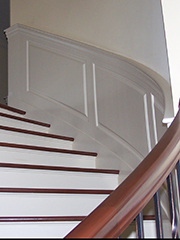 Wainscoting Curved Staircase with PVC Panel and PVC Top Cap with Chair Rail