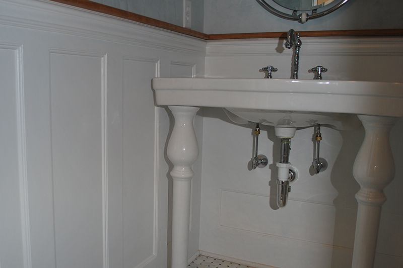 Custom Wainscoting Bathroom Picture Ideas