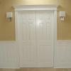 Wainscoting America Doorway with Pediment Head, Fluted Pilaster and Plinth Block Trim